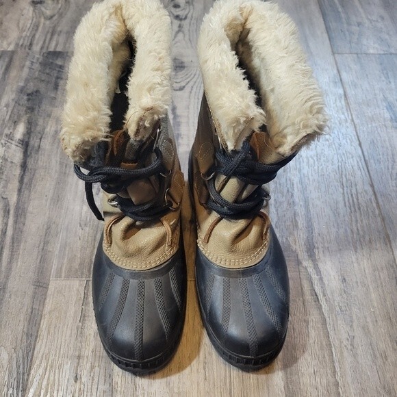 Sorel black and tan duck boots - Picture 2 of 7